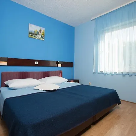 דירה With A Parking Space Lovran, Opatija - 7738 לובראן