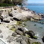 With A Parking Space Lovran, Opatija - 7738 로브란